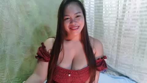 Snapshot of big_buttasian chatting on January 2025 01:29:01 AM Grace - online show from January 2025 01:29:01 AM