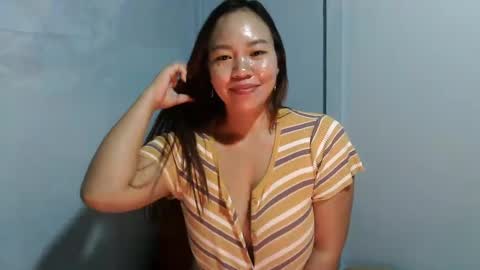 Snapshot of big_buttasian chatting on January 2025 03:45:01 AM Grace - online show from January 2025 03:45:01 AM