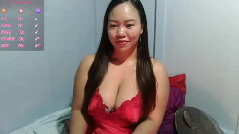 Snapshot of big_buttasian chatting on January 2025 01:53:02 AM Grace - online show from January 2025 01:53:02 AM