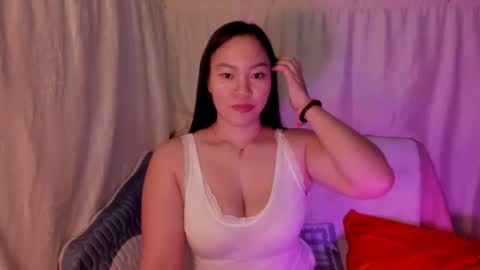 Snapshot of big_buttasian chatting on October 2025 03:17:01 AM Grace - online show from October 2025 03:17:01 AM