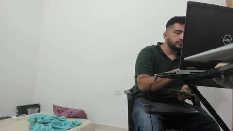 Tommy online show from December 2025 02:44:02 PM