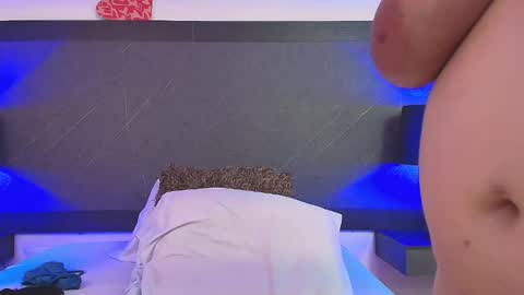 Tell me Sophia  online show from December 2024 08:18:01 PM