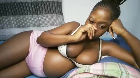 Snapshot of bigass001_ chatting on December 2024 03:44:01 PM bigass001_ online show from December 2024 03:44:01 PM