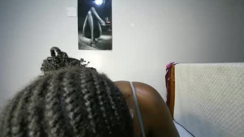 bigass001_ online show from November 2025 08:29:01 PM