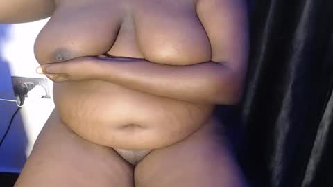 bella online show from April 2026 09:39:33 PM