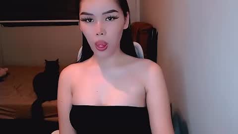 Snapshot of bigassslutdoll chatting on July 2026 02:45:02 PM Mia online show from July 2026 02:45:02 PM