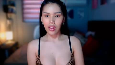 Snapshot of bigassslutdoll chatting on July 2026 04:05:01 AM Mia online show from July 2026 04:05:01 AM