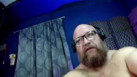 BigBear4Cuddles online show from June 2026 01:50:01 AM