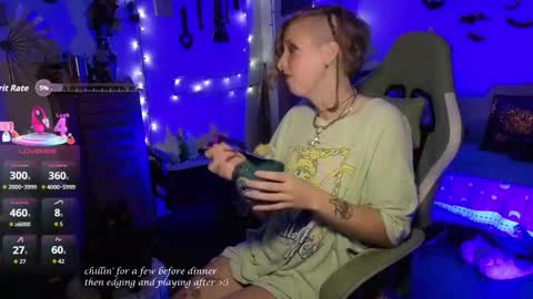 Snapshot of bigbearandbunny chatting on October 2025 11:50:01 PM bigbearandbunny online show from October 2025 11:50:01 PM