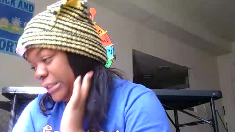 bigbootibambii online show from February 2026 05:45:02 PM