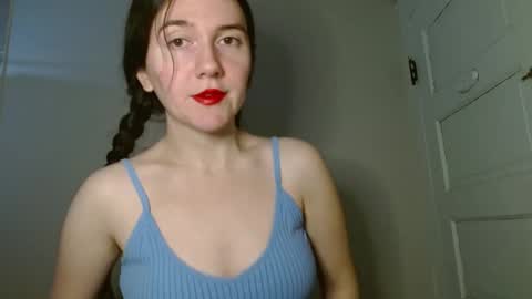 Isabella online show from January 2026 09:30:02 PM