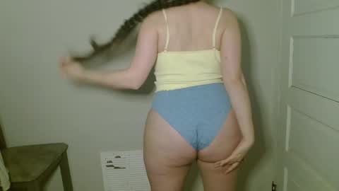 Isabella online show from February 2026 06:26:01 AM