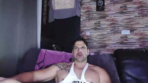 Bigboyband online show from November 2025 04:00:01 PM