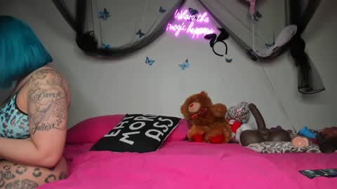 bigbuttsarena online show from February 2025 02:42:02 AM