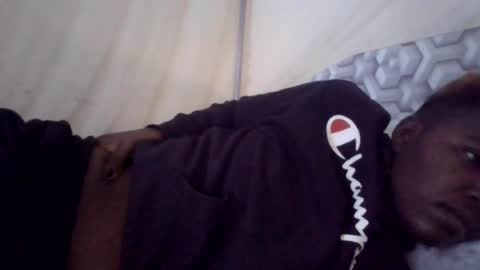 Snapshot of bigclit030 chatting on June 2026 08:06:02 AM bigclit030 online show from June 2026 08:06:02 AM