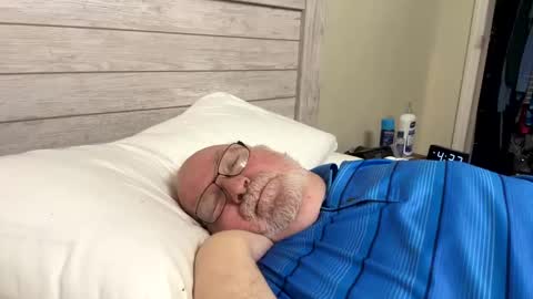 Snapshot of bigcraig123 chatting on December 2024 10:37:01 PM Craig online show from December 2024 10:37:01 PM