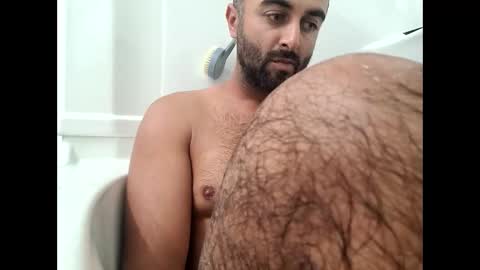 Snapshot of bigcumcanada chatting on October 2025 09:15:01 PM bg online show from October 2025 09:15:01 PM