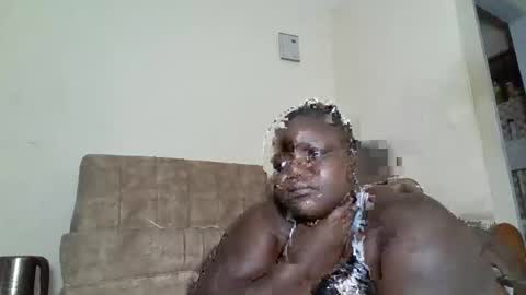 VIOLET online show from November 2025 05:02:01 PM