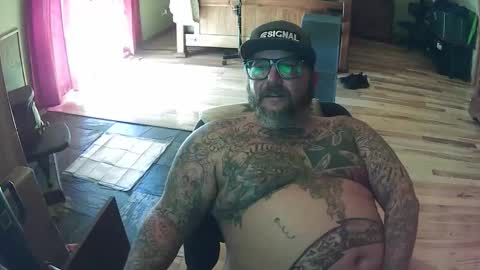 biggdaddy4206913 online show from October 2025 07:48:01 PM
