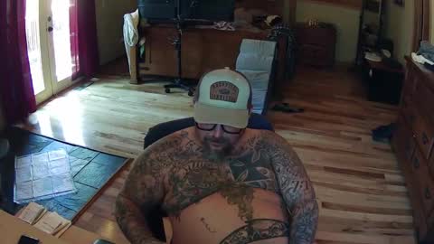 biggdaddy4206913 online show from March 2026 06:11:02 PM