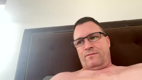 Snapshot of bigger22332233 chatting on January 2025 06:23:01 PM bigger22332233 online show from January 2025 06:23:01 PM