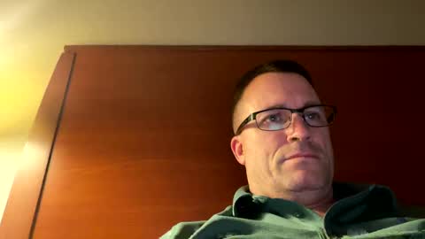 Snapshot of bigger22332233 chatting on February 2025 05:12:01 AM bigger22332233 online show from February 2025 05:12:01 AM