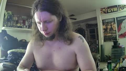 biggerisbetter21 online show from January 2025 01:31:02 PM