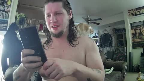 biggerisbetter21 online show from February 2025 02:02:01 PM