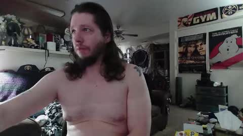 biggerisbetter21 online show from December 2025 10:29:01 PM