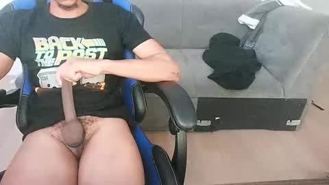 biggeroncam online show from October 2025 01:35:01 AM