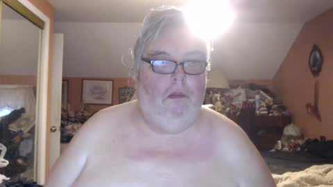 Snapshot of biggun1972 chatting on July 2026 01:36:02 AM biggun1972 online show from July 2026 01:36:02 AM