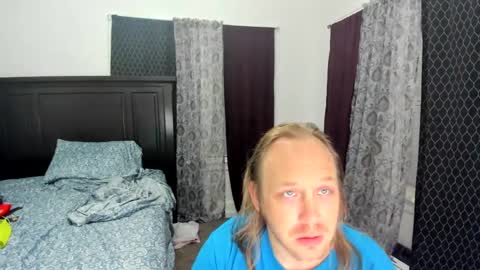 Snapshot of bigmike20129020 chatting on October 2025 07:39:01 AM bigmike20129020 online show from October 2025 07:39:01 AM