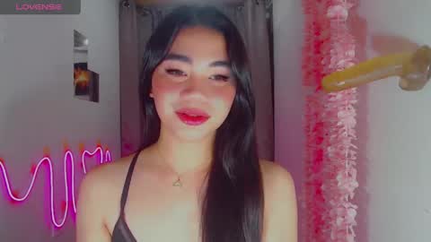 kiaaannaaaa online show from April 2026 10:24:02 PM