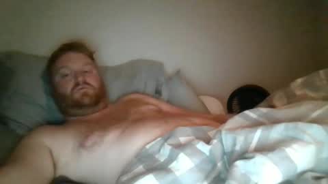 bigred92899 online show from December 2025 10:48:01 PM