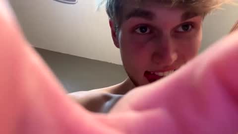 Snapshot of bigskinnyboyshh chatting on December 2024 05:52:02 AM bigskinnyboyshh online show from December 2024 05:52:02 AM