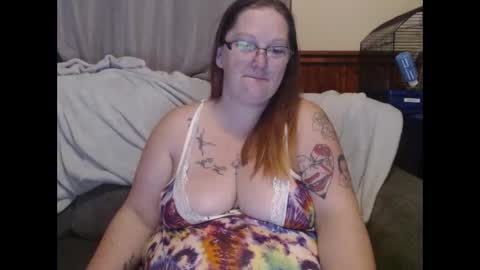 Kim online show from November 2025 05:07:01 AM