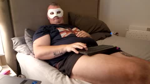 bigtitsmcghee online show from September 2025 10:36:01 PM