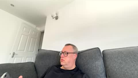 Snapshot of bihudddds chatting on April 2026 11:32:01 AM Just call me master online show from April 2026 11:32:01 AM