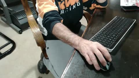 Snapshot of billy471 chatting on December 2024 10:25:02 PM billy471 online show from December 2024 10:25:02 PM