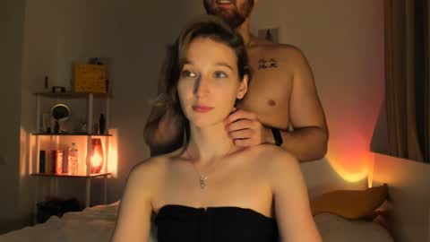 Snapshot of billy_full chatting on December 2024 07:39:02 PM Billy and Lisahelp us to reach 100 likes online show from December 2024 07:39:02 PM