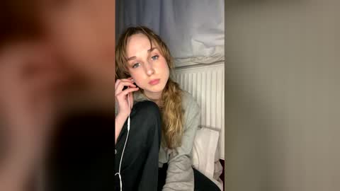 bimboiiii online show from March 2026 06:35:02 PM