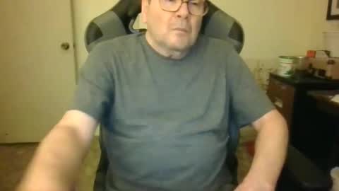 Bink195234 online show from December 2024 10:41:01 PM