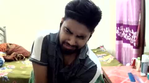 Snapshot of birbikrom104 chatting on June 2026 07:53:02 AM birbikrom104 online show from June 2026 07:53:02 AM