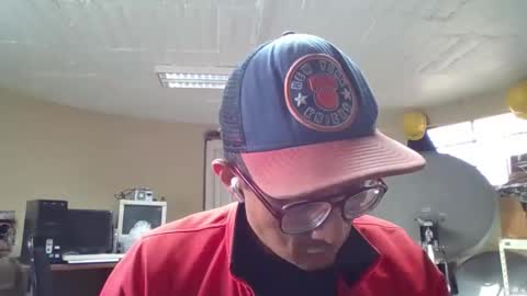 Manu O online show from May 2026 11:44:01 PM