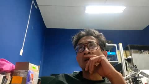 Manu O online show from July 2026 10:36:02 PM