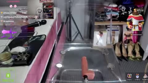 bisex woman online show from January 2025 11:23:01 PM