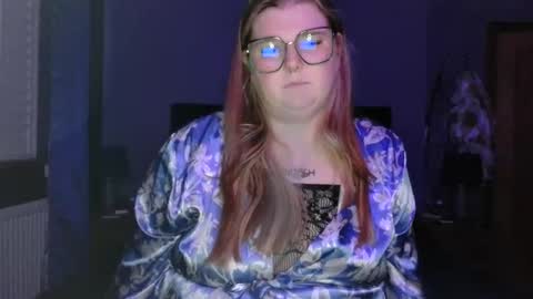 bitch_kittiexo online show from January 2025 09:52:02 PM