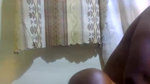 Snapshot of bitchcam_ chatting on November 2025 10:15:01 AM bitchcam_ online show from November 2025 10:15:01 AM