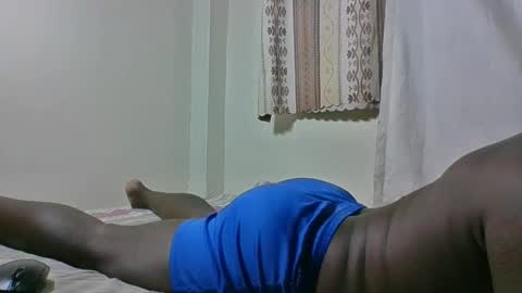 Snapshot of bitchcam_ chatting on November 2025 04:28:02 AM bitchcam_ online show from November 2025 04:28:02 AM