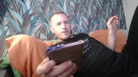 Snapshot of bizoukey15 chatting on September 2025 09:27:01 PM bizoukey15 online show from September 2025 09:27:01 PM